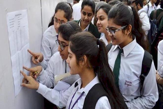CBSE ने जारी किया 12वीं बोर्ड परीक्षा का रिजल्ट, लगातार छठे साल लड़कियां लड़कों से आगे
